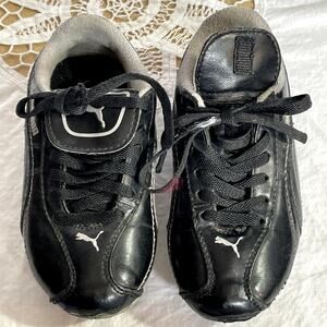 Puma Soccer Cleats Small Child Size 10 Black and White scuff on toe